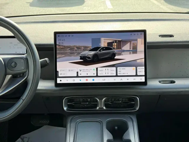 Leapmotor Lafa 5 — Фото автомобиля 11