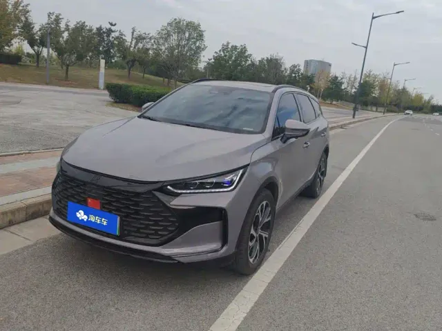 Фотография автомобиля — BYD Tang