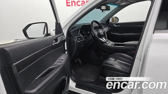 Hyundai Palisade Palisade Дизель 2.2 2WD — Фото автомобиля 10