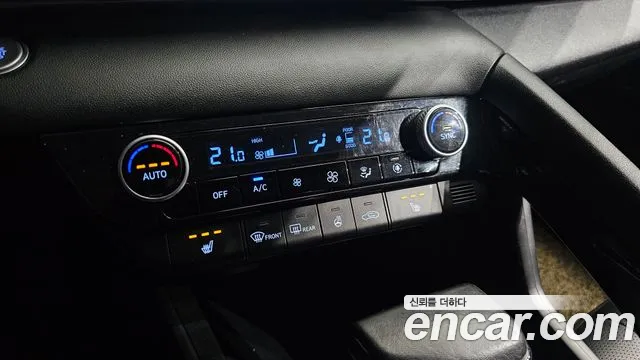 Hyundai Avante CN7 — Фото автомобиля 30