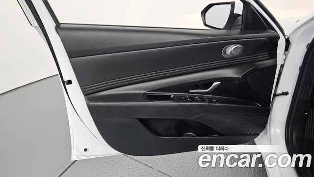 Hyundai Avante CN7 — Фото автомобиля 24