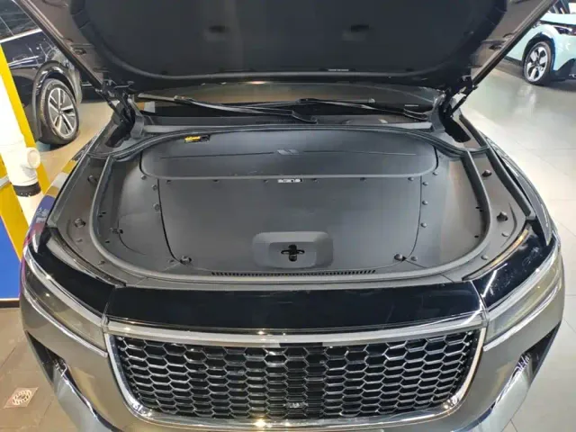 Li Auto ONE — Фото автомобиля 19