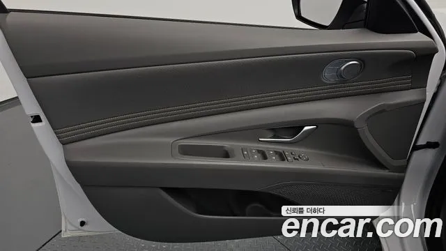 Hyundai Avante CN7 — Фото автомобиля 13