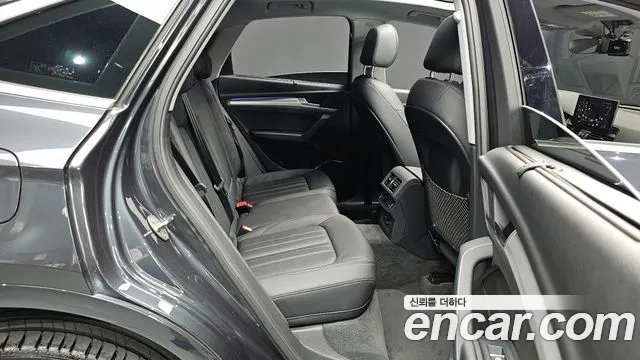 Audi Q5 45 TFSI quattro Sportback — Фото автомобиля 10
