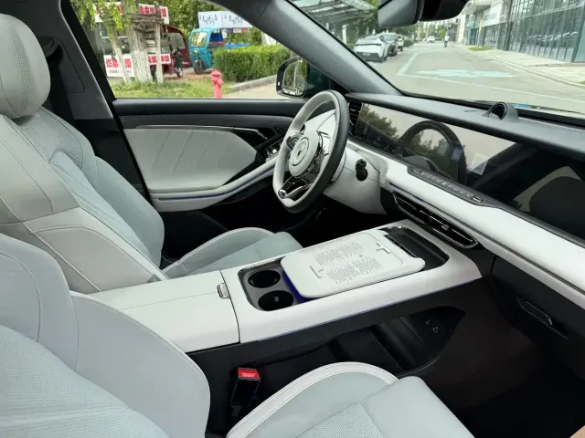 Voyah Auto VOYAH FREE 2025 318 318km RWD Touring Edition — Фото автомобиля 17