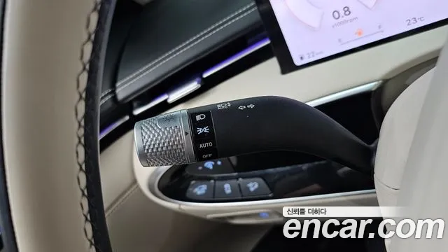 Genesis GV70 — Фото автомобиля 27