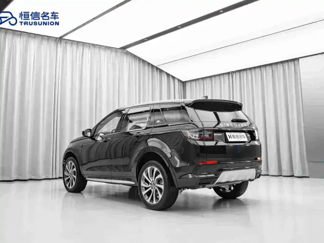 Land Rover Discovery Sport — Фото автомобиля 7