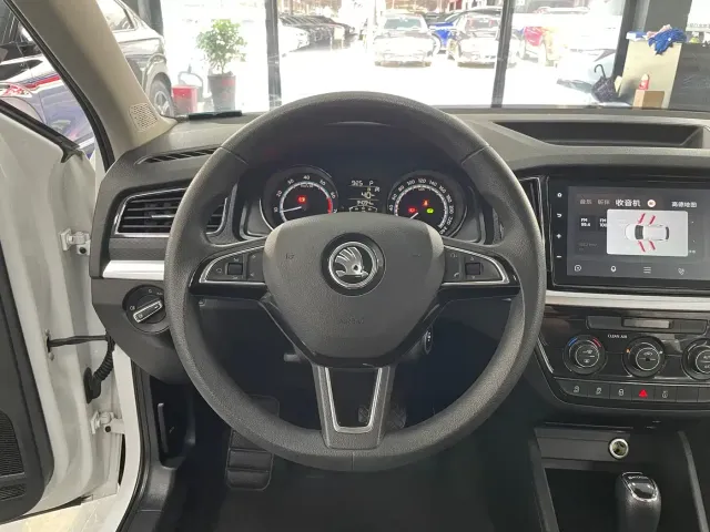 Skoda Kamiq — Фото автомобиля 9