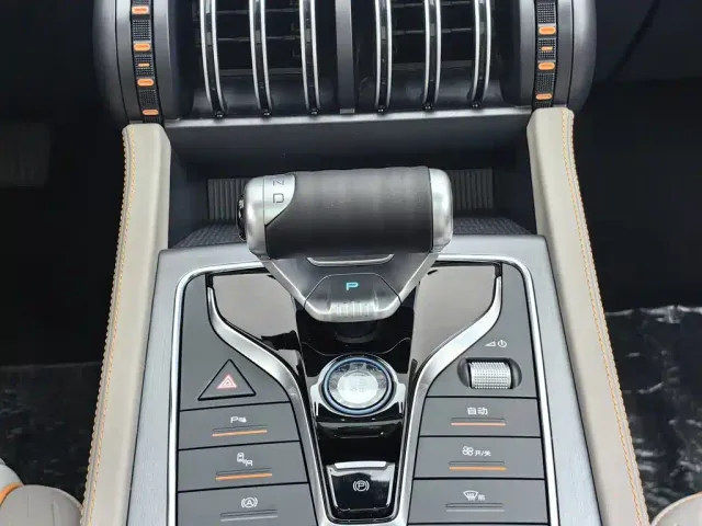 BYD Yuan PLUS — Фото автомобиля 13