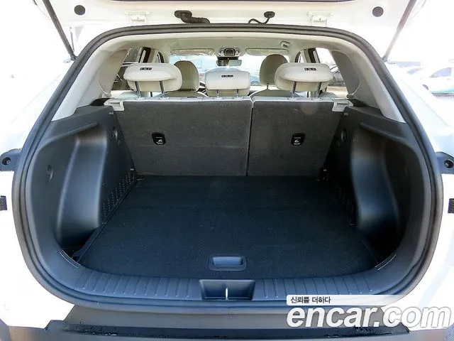 Hyundai Kona SX2 — Фото автомобиля 5