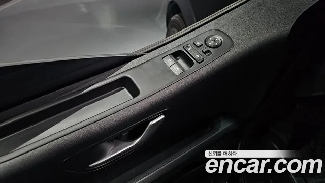 Hyundai Staria — Фото автомобиля 24