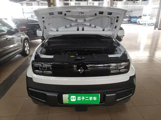 Baojun Yep — Фото автомобиля 19