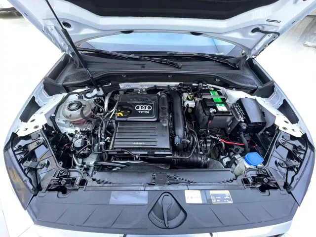 Audi Q2L — Фото автомобиля 20