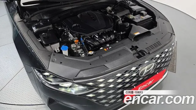 Hyundai Grandeur Новый Grandeur IG — Фото автомобиля 2