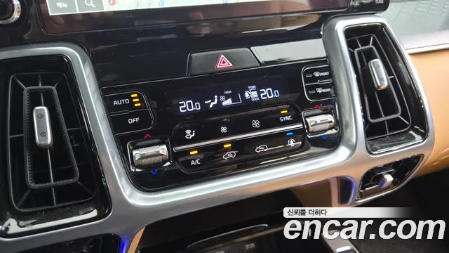 Kia Sorento Sorento 4-е поколение Бензин 2.5T 2WD — Фото автомобиля 12