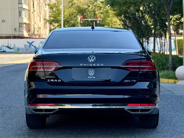 Volkswagen Phideon — Фото автомобиля 5