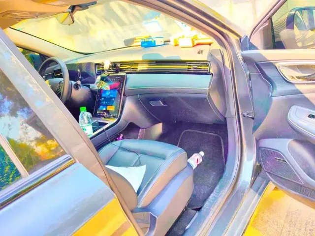 Roewe RX5 — Фото автомобиля 17
