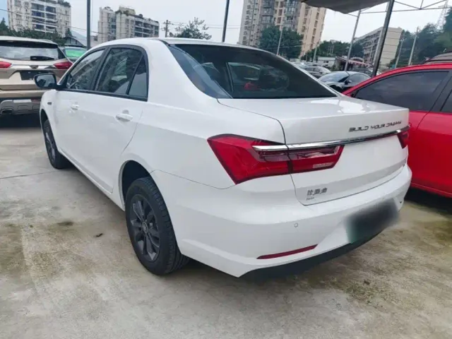 BYD Qin PLUS — Фото автомобиля 4