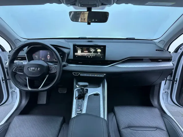 Geely Xingrui — Фото автомобиля 11