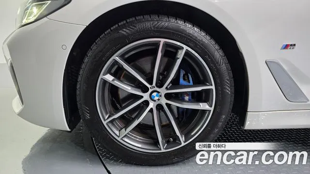 BMW 5-Series 5 серия (G30) 523d M Sport — Фото автомобиля 5