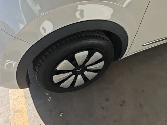 Wuling Bingo — Фото автомобиля 22
