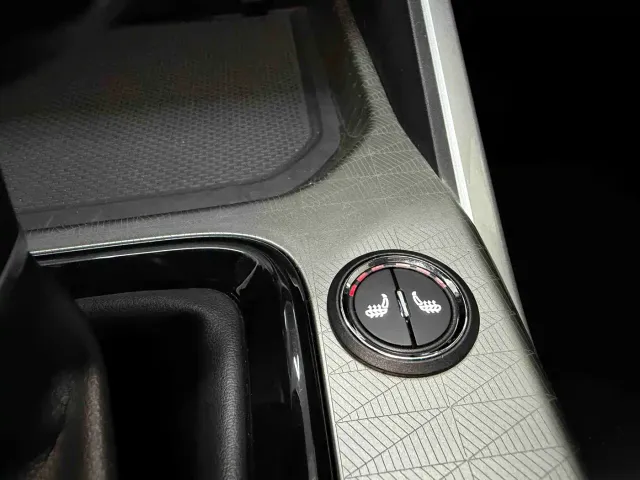 Geely Emgrand — Фото автомобиля 10