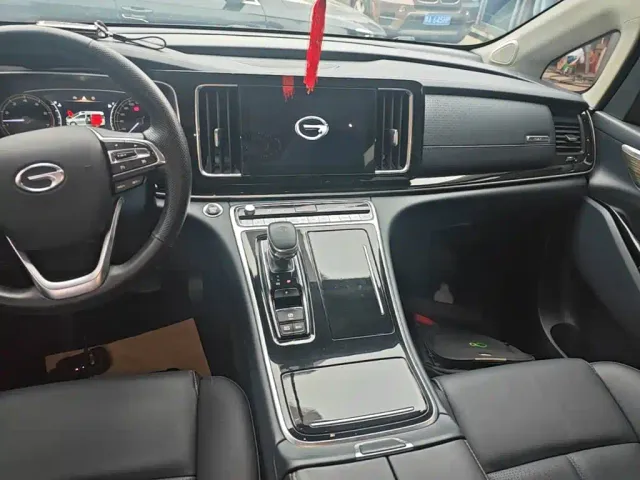 GAC Trumpchi M8 — Фото автомобиля 12