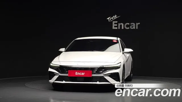 Hyundai Avante — Фото автомобиля 3