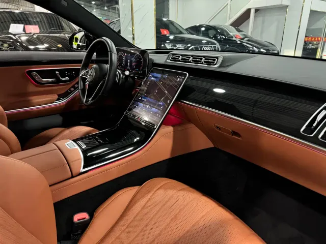 Mercedes-Benz S-Class — Фото автомобиля 16