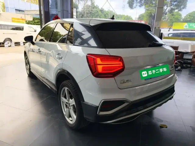Audi Q2L — Фото автомобиля 4
