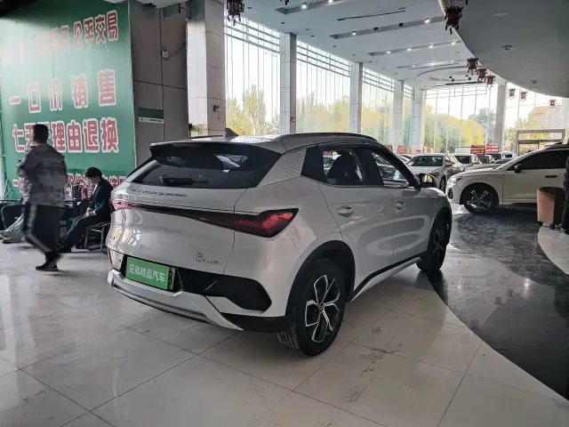 BYD Yuan PLUS — Фото автомобиля 11