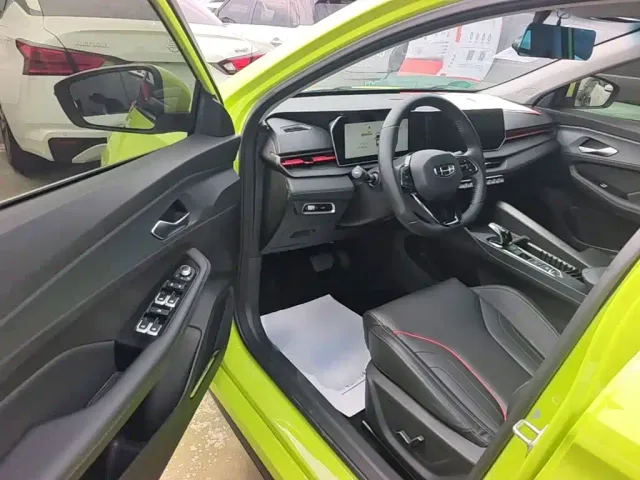 Geely Binrui — Фото автомобиля 15