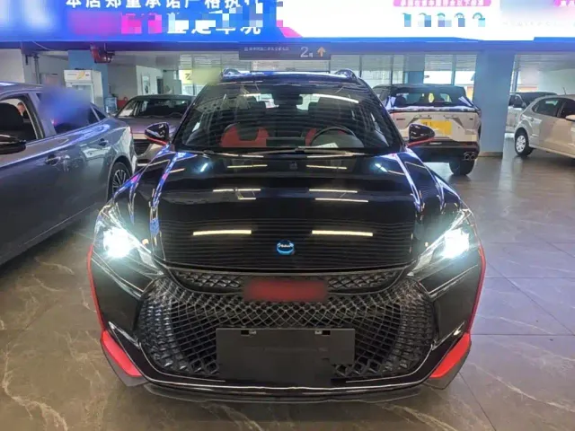 Dongfeng Aeolus Yixuan GS 2021 230T Auto Chasing Glory Samurai Edition — Фото автомобиля 2