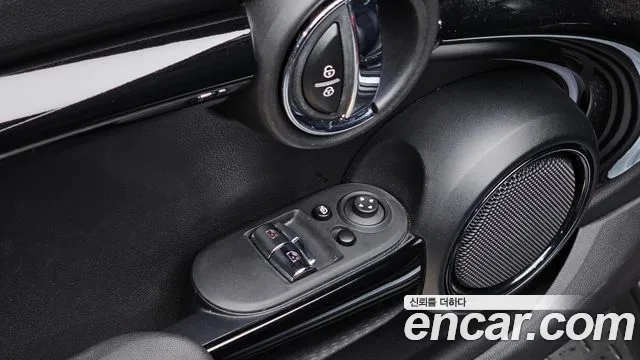 Mini Cooper Cooper Classic — Фото автомобиля 20