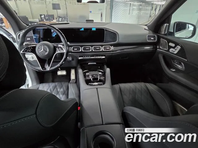 Mercedes-Benz GLS-Class — Фото автомобиля 14