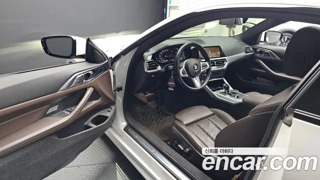 BMW 4 Series G22 — Фото автомобиля 14