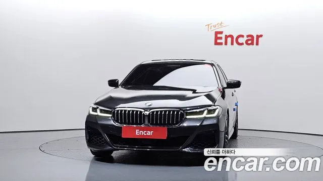 BMW 5-Series — Фото автомобиля 3