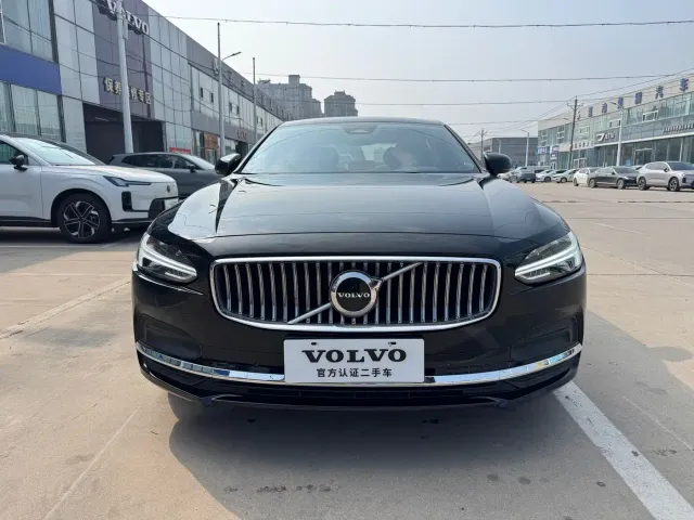 Volvo S90 — Фото автомобиля 2