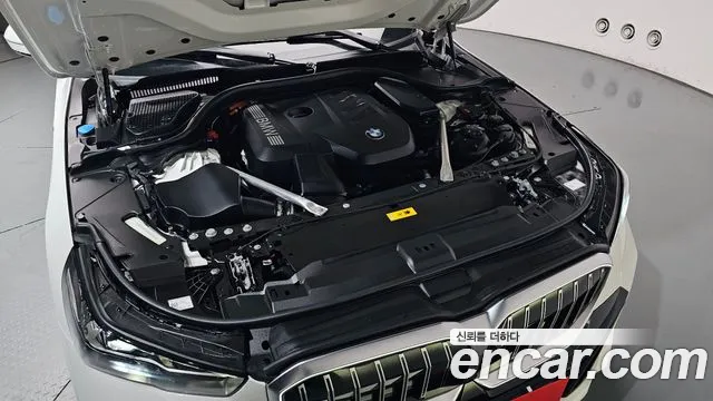 BMW 5-Series 5 серия (G60) — Фото автомобиля 4