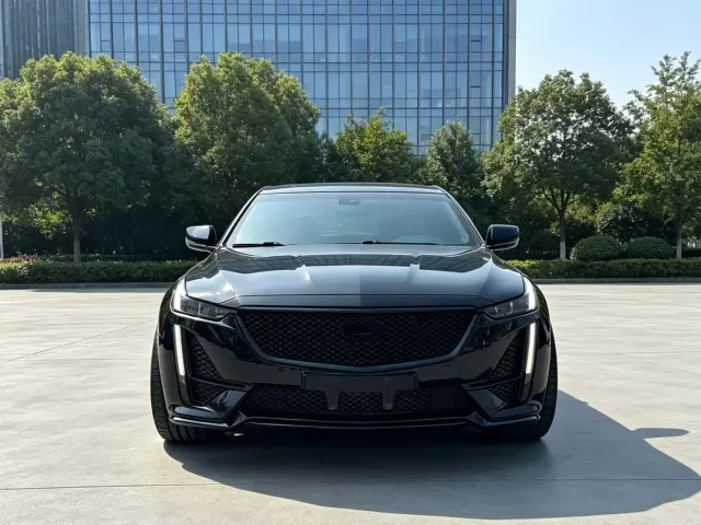 Cadillac CT5 — Фото автомобиля 2