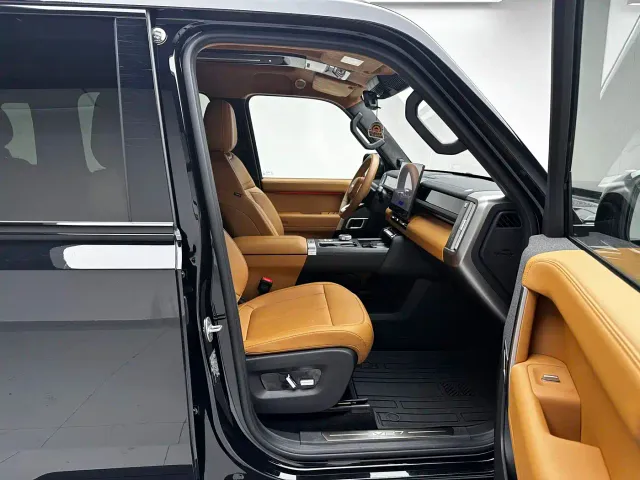 iCAR V27 — Фото автомобиля 12