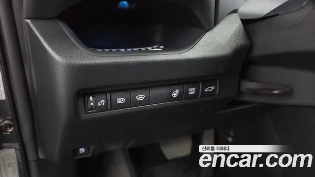 Toyota RAV4 — Фото автомобиля 23