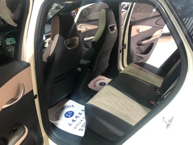 BYD Dolphin 2021 Model 405km Fashion Edition — Фото автомобиля 6