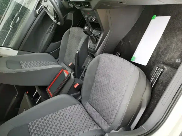 Volkswagen T-Cross — Фото автомобиля 24
