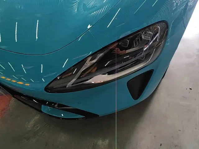 Xiaomi SU7 — Фото автомобиля 23