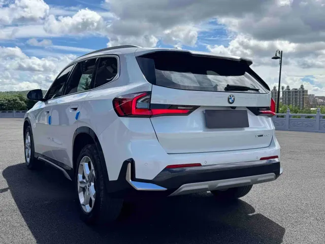 BMW X1 — Фото автомобиля 4