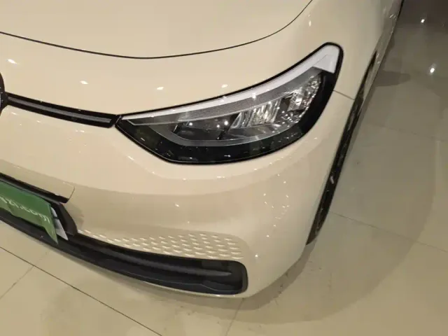 Volkswagen ID.3 — Фото автомобиля 23
