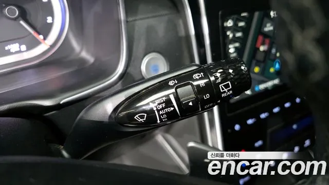 Hyundai Tucson Tucson (NX4) Дизель 2.0 4WD — Фото автомобиля 17