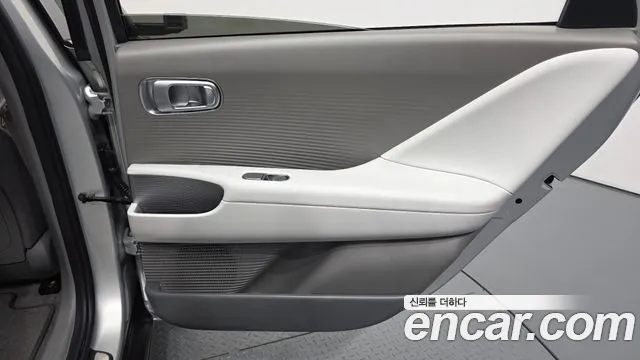 Hyundai Ioniq 6 — Фото автомобиля 14