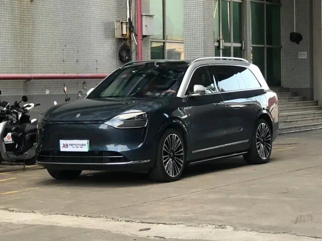 Фотография автомобиля — Aito M9